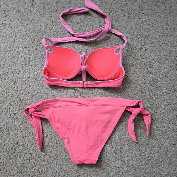Pink Bikini Set - Picture 2 of 4